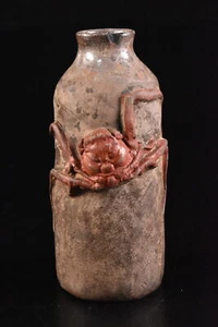 T8768: Japanese Old Seto-ware Brown glaze Crab Poetry FLOWER VASE , auto - Picture 1 of 9