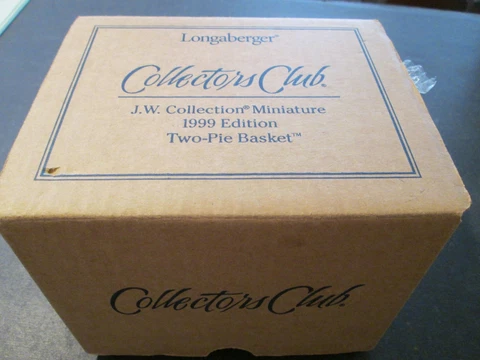 Longaberger Collectors Club 1999 Miniature Edition Two-Pie Basket with Box Cover