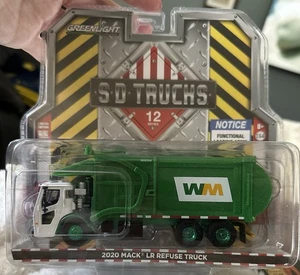 CHASE, Greenlight SD Trucks Series 14 Mack LR Waste Management WM, Green Machine - Picture 1 of 2