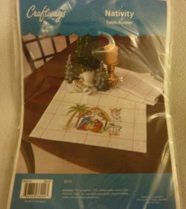 Craftsway Krippe Tischläufer # 5016 20" x 32" Kit - Bild 1 von 6