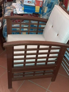 SEDIA GIARDINO LEGNO OTTIME CONSIZIONI SEMPRE IN CASA PULITA Con cuscino doppio - Foto 1 di 2