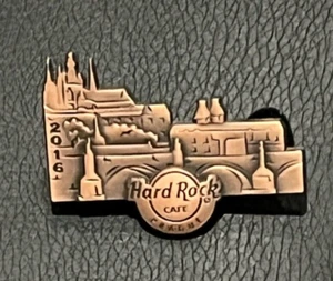 Pin insignia Hard Rock Café Praga City 2016 - Imagen 1 de 2