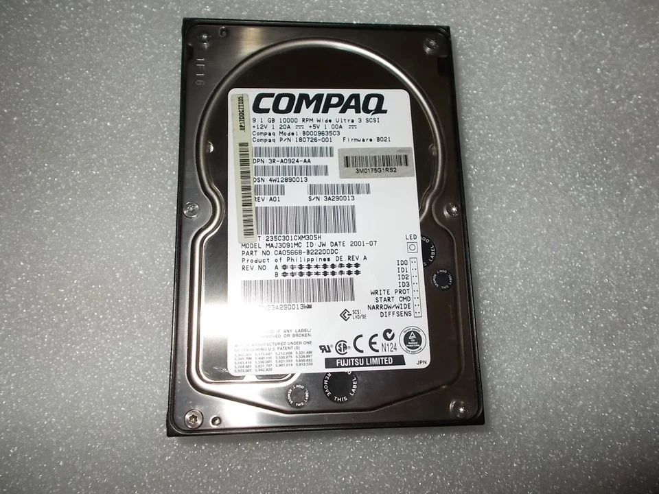 Hard disk Compaq 180726-001 BD009635C3 9.1GB  80 Pin 10000 rpm SCSI ULTRA 3 - Immagine 1 di 1