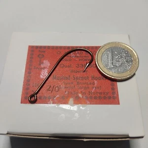 100X MUSTAD 33880 Sproat Haken Longline Aal Dorsch Butt Leine Hook - Picture 1 of 1