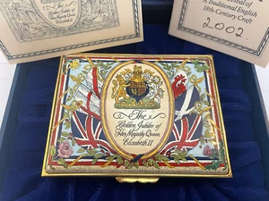 Caja de píldoras/baratijas Halcyon Days Queen Elizabeth II Golden Jubilee L/E 500 - Imagen 1 de 16