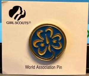 Spilla ragazza scout mondiale associazione oro trifoglio blu posteriore - Foto 1 di 2