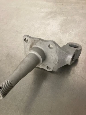 65/67 ford econoline spindle - Image 1 of 4