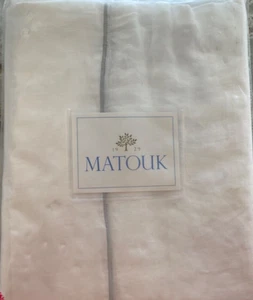 Matouk~Porto~LINEN~2 KING pillowcases~21 x 40~WHITE w/silver~M124~NWT~a Pair~ - Picture 1 of 6