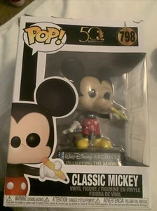 Funko Pop! Vinyl: Disney - Classic Mickey #798 - Picture 1 of 6