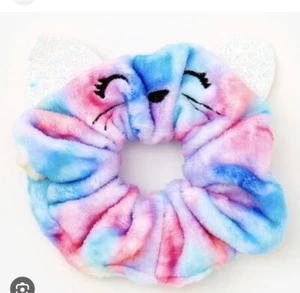 Claire’s plush Rainbow Tie Dye Kitty Cat Scrunchie hair tie accessory birthday - Picture 1 of 5