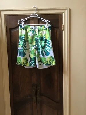 Merona Men's size L Green and white board bathing suit. Floral - Imagem 1 de 3