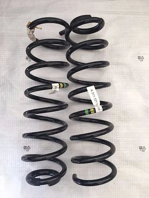 a2113210304 Originale Mercedes-Benz  N.2 molle anteriori  - Immagine 1 di 4