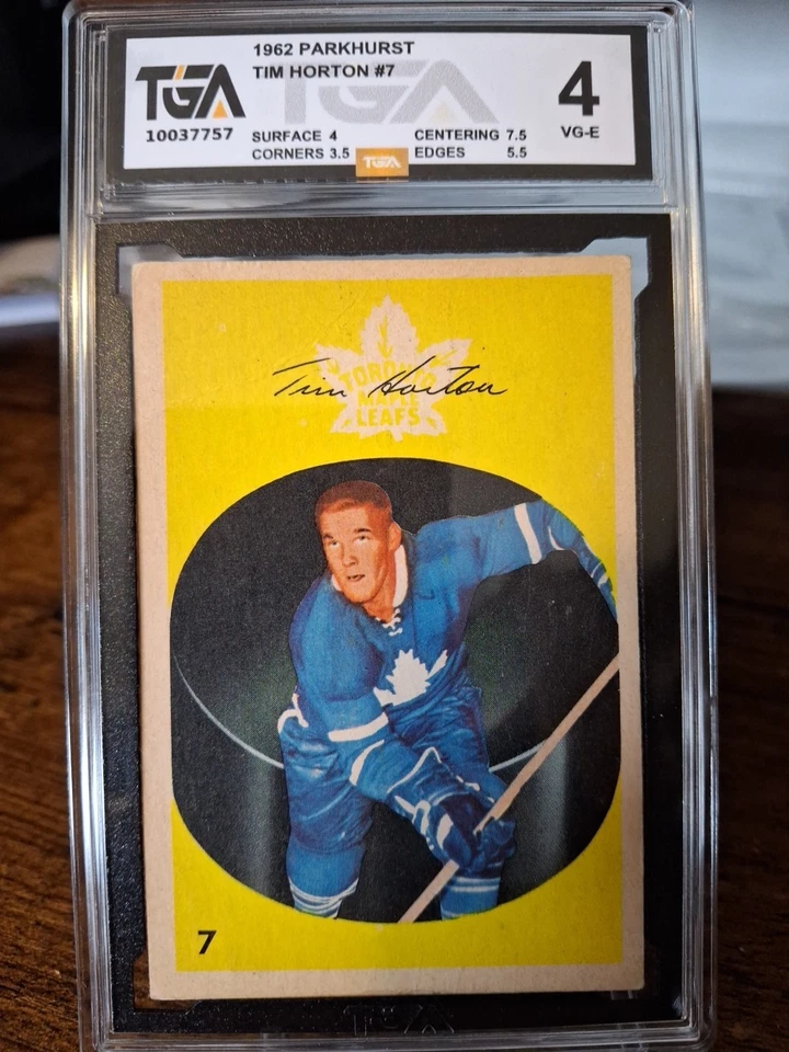 1962-63 Parkhurst Tim Horton #7 TGA 4 - Image 1 of 2