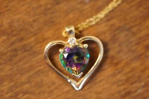 10k Yellow Gold CZ Cubic Zirconia Heart Pendant With 18 Inch Chain 10k - Picture 1 of 8