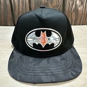 Gorra de camionero con logotipo de Batman juvenil camuflaje plateado Snapback malla DC Comics - Imagen 1 de 10