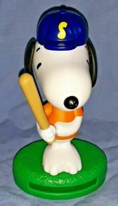 SNOOPY - Baseball Batting 4.25" Rare Figure - PEANUTS 2018 - McDonald's - Bild 1 von 7