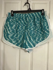 Nike Shorts Damen Größe 1x grün - Bild 1 von 4