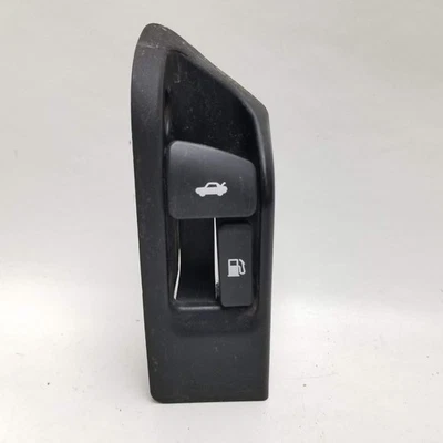 06-11 TOYOTA YARIS SEDAN Fuel Door Latch Trunk Opener Lever Floor Release OEM - Изображение 1 из 4