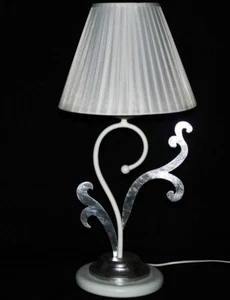 Lume grande con paralume lampada importante shabby chic bianco e argento art.206 - Imagen 1 de 1