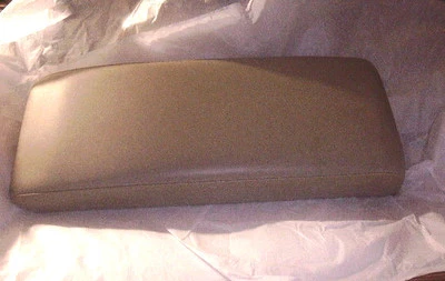 TAPA CONSOLA CADILLAC DEVILLE 94-99 BUEN ESTADO  Foto 1 de 4