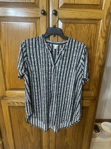 NEUWERTIG Cato BoHo Chic kurzärmeliges Top 18/20 ~ Boutique-Marke - Bild 1 von 1