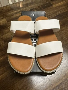 Bonnibel White 2 Strap Sandals Slip On Slides Size 6 New - Picture 1 of 1