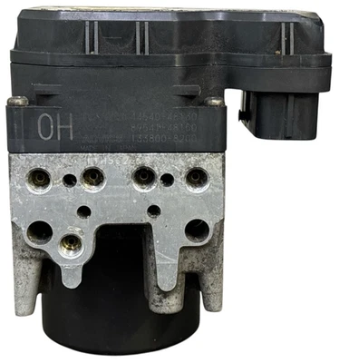 Módulo de bomba de freno antibloqueo Lexus RX350 2007 grietas en plástico tracción delantera, sin adaptativo Foto 1 de 4