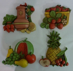 Vtg 1976 Set of 4 Dart Ind Plastic Wall Plaques Fruit Vegetables Strawberries - Picture 1 of 14