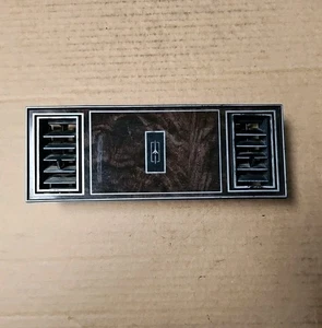 1978-1987 Oldsmobile Cutlass 442 Supreme Dash Center A/C Vent Trim 558388 - Picture 1 of 10