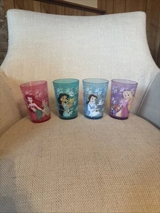 Lote de 4 tazas de coleccionista de princesas Disney - Imagen 1 de 6