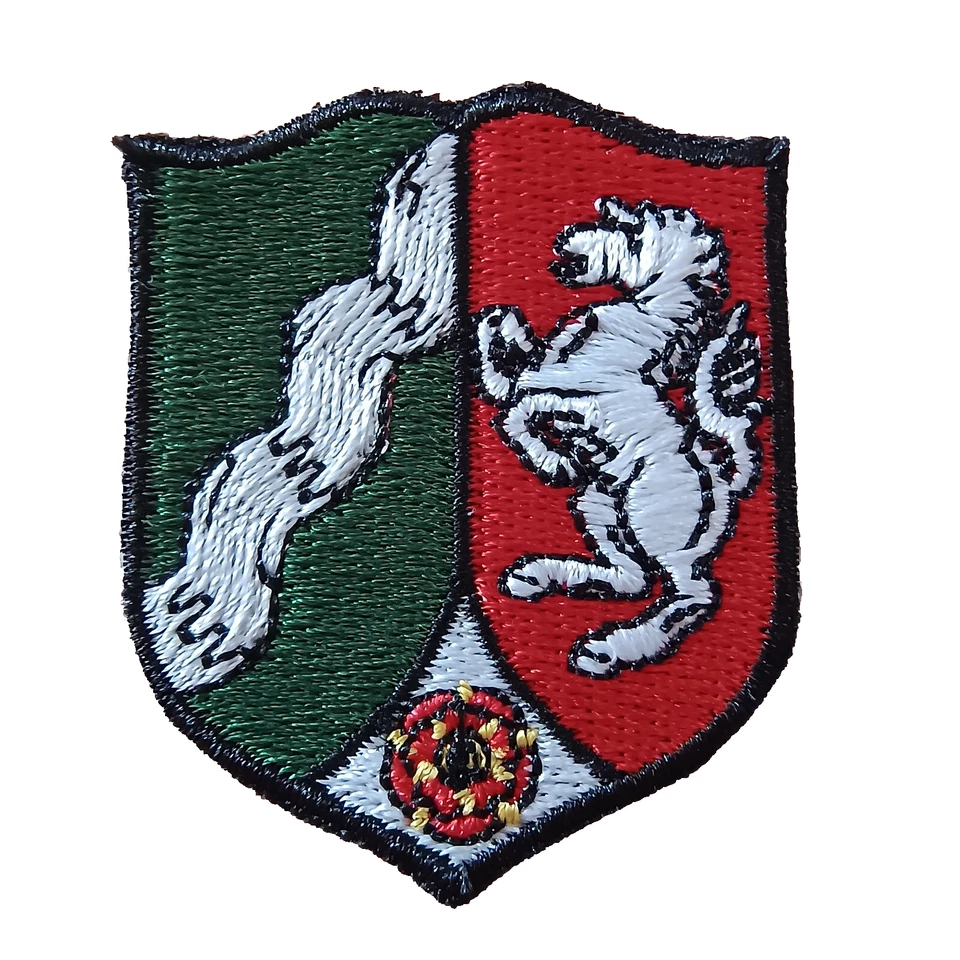 NORDRHEIN - WESTFALEN , WAPPEN , 1 AUFNÄHER-PATCH-AUFBÜGLER. - Bild 1 von 1