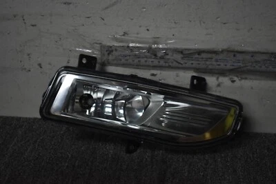 Nissan Rogue Sport 2013 luz antiniebla lado derecho OEM de fábrica Foto 1 de 4