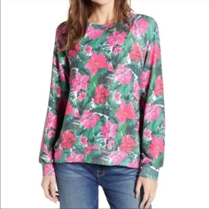 NEW WILDFOX OVERSIZED Holiday Christmas Sweater L Floral Poinsettia Island $119 - Picture 1 of 7