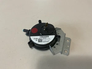 OEM NORDYNE MILLER INTERTHERM WESTINGHOUSE 632444 1.74WC PRESSURE SWITCH - Picture 1 of 3