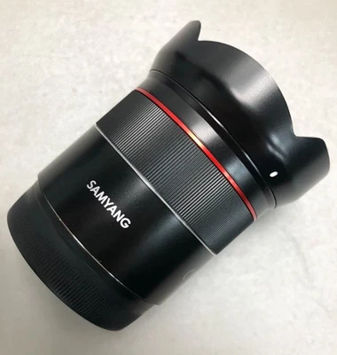 Lente gran angular compacta ligera marco completo Samyang AF 18 mm F2,8 Sony E Mount Foto 1 de 4
