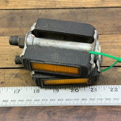 Vintage Union Pedals 1/2 Block Rubber K10490 Muscle Bike 60s 70s Short Stingray - Image 1 of 4