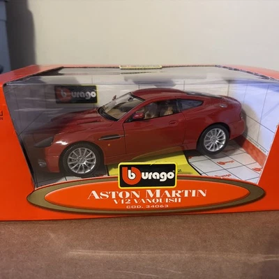 Burago Aston Martin V12 Vanquish Red 1:18 Die Cast #34063 Foto 1 de 4