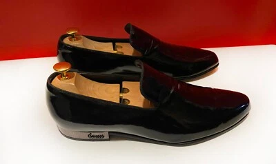 $989.00 !! GUCCI MEN BLACK PATENT LEATHER METAL HEEL LOAFERS MARKED SHOES  9.5 D - Image 1 of 4