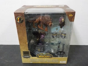 G 611 Mcfarlane World of Warcraft Dwarf Hunter Beast Master & Marksman Platinum - Picture 1 of 2