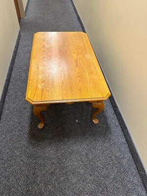 Mesa de centro salón Kincaid Foto 1 de 3