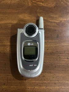 Haut-parleur téléphone à clapet LG VX4650 Verizon argent non testé - Photo 1 sur 4