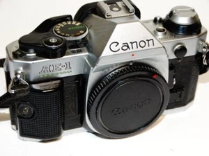 Spiegelreflexkamera Canon AE-1 Program Body silber - Bild 1 von 9