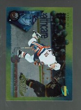 1994-95. Score. Gold Line. Punched.    Steve Thomas      #37