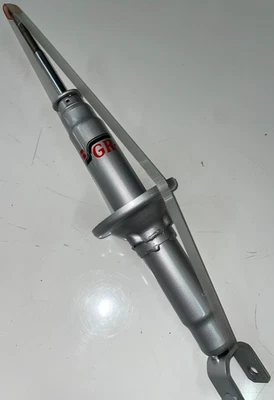 Puntal de gas trasero KYB - 341164 - para Mitsubishi Eclipse y Eagle Talon 1995-2005 Foto 1 de 4