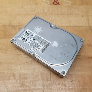 Quantum 4.3AT SE43A101 HP D2677-60105 Hard Drive, 5/12VDC 650/720mA - USED - Picture 1 of 5