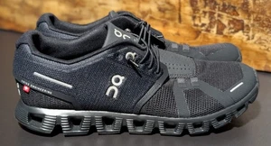 On Running Women's Cloud 5 Sneakers ALL BLACK 59.98905 US Size 8 - New w/out Box - Picture 1 of 10
