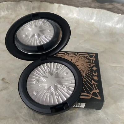 MAC Extra Dimension Skinfinish Powder Cold Comfort LIMITED EDITION RARE 8G BNIB - Image 1 of 4