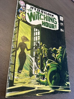 The WITCHING HOUR #10 (DC 1970) It’s 12 O’clock Comic Fair - Image 1 of 4