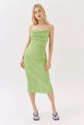 Vestido plisado Urban Outfitters Tierra para mujer talla M verde midi tirantes de espagueti Foto 1 de 4