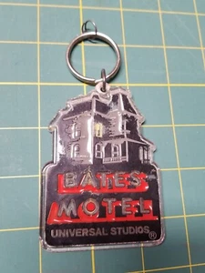 Llavero Bates Motel Universal Studios Psycho Norman Hitchcock - Imagen 1 de 1